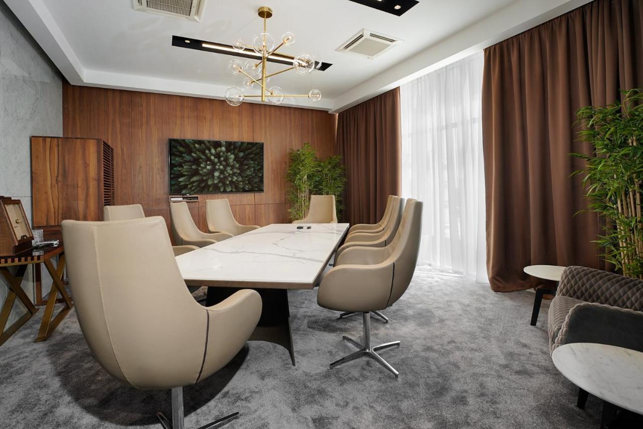 Hotel Srbija Lux Stara Pazova Exteriér fotografie