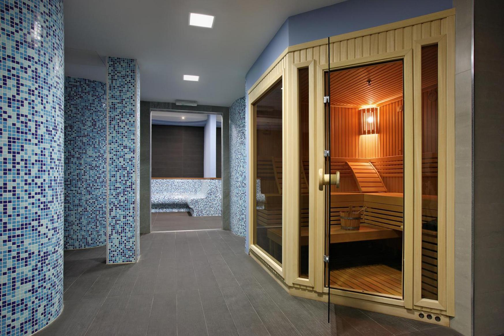 Hotel Srbija Lux Stara Pazova Exteriér fotografie
